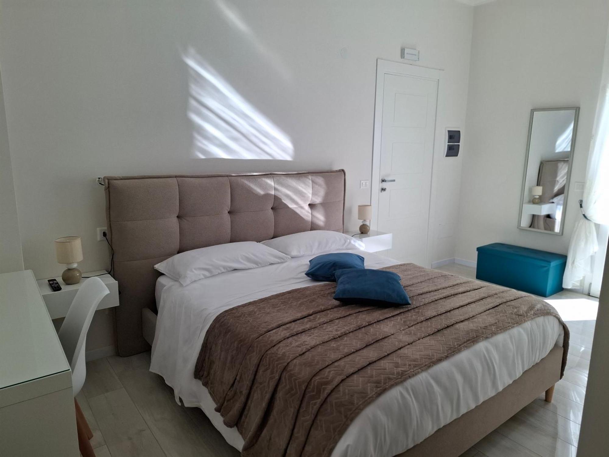 Mariam Royal Apartment & Rooms Reggio di Calabria Ngoại thất bức ảnh