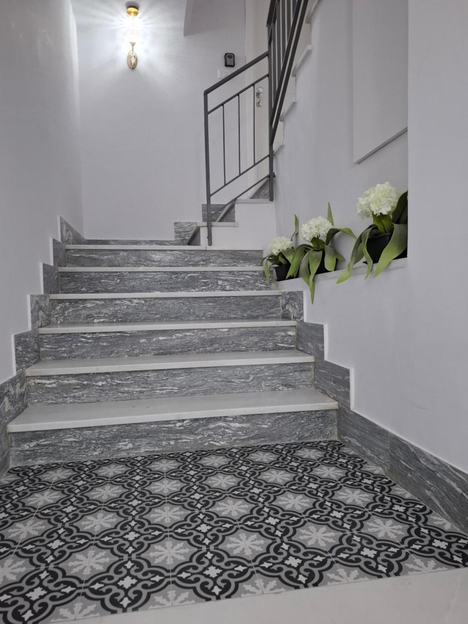 Mariam Royal Apartment & Rooms Reggio di Calabria Ngoại thất bức ảnh