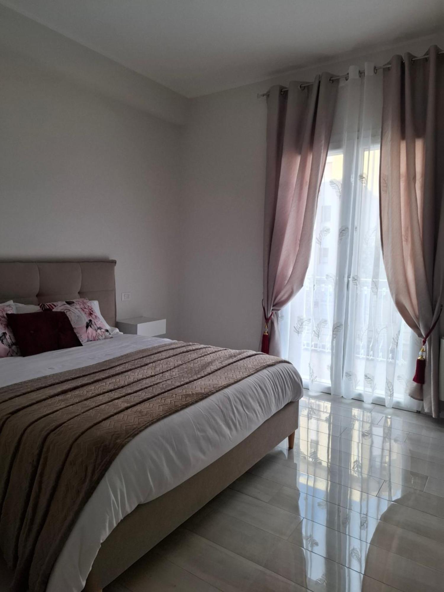 Mariam Royal Apartment & Rooms Reggio di Calabria Ngoại thất bức ảnh